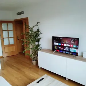 Amplio, Luminoso Y Confortable. Apartamento Madrid